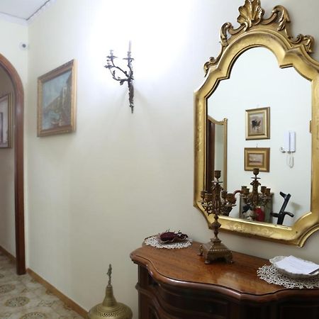 Stanza In Appartamento Napoli Ngoại thất bức ảnh