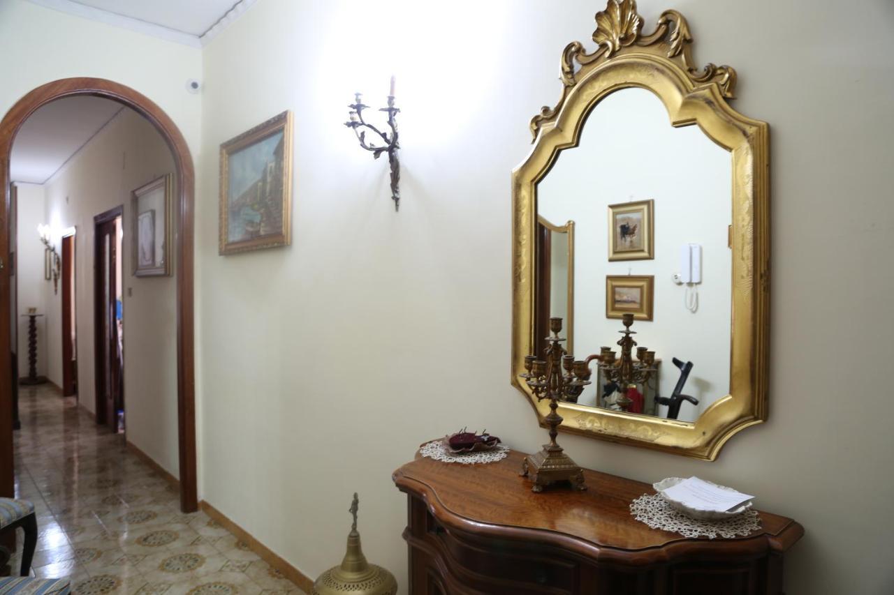 Stanza In Appartamento Napoli Ngoại thất bức ảnh