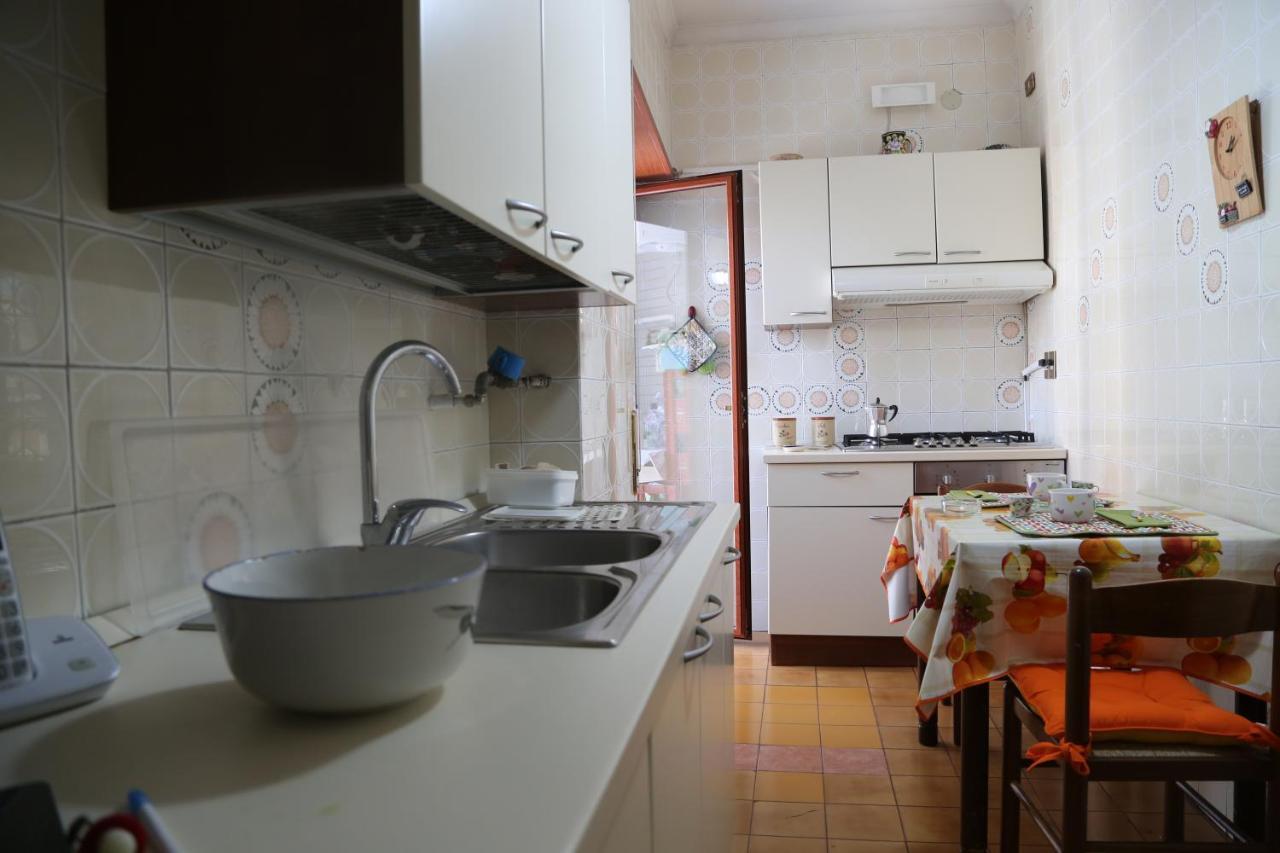Stanza In Appartamento Napoli Ngoại thất bức ảnh